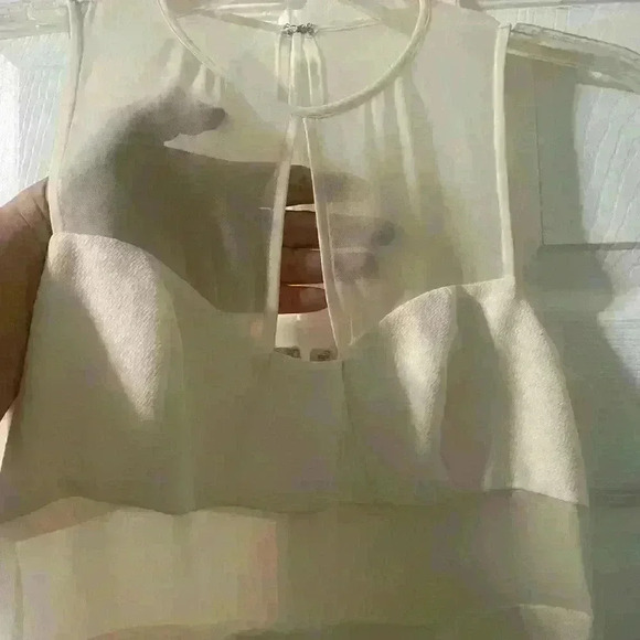 BCBGMAXAZRIA White Dress - (stitching needed on side split/ minor detail) B17 - Picture 2 of 8